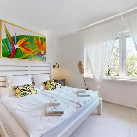 Bed and breakfast Ron De Mar - Flamingo 4*